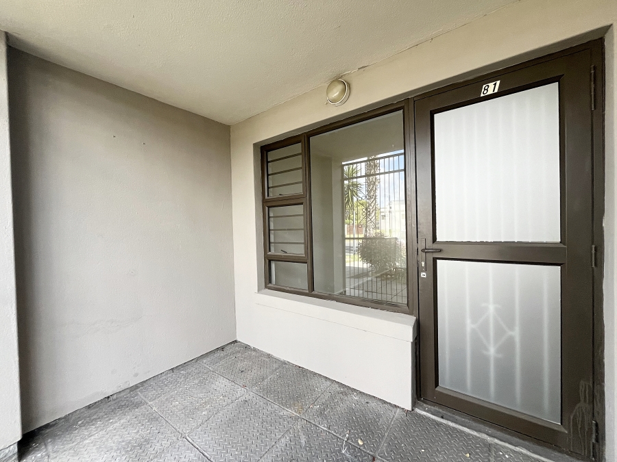 To Let 3 Bedroom Property for Rent in Parow Golf Course Western Cape